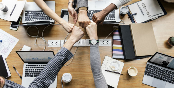 Las herramientas de comunicación interna ayudan a motivar a sus trabajadores.