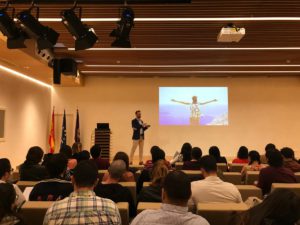 Alberto Alcolea cuenta a los alumnos de Next IBS cómo sacar adelante un proyecto empresarial